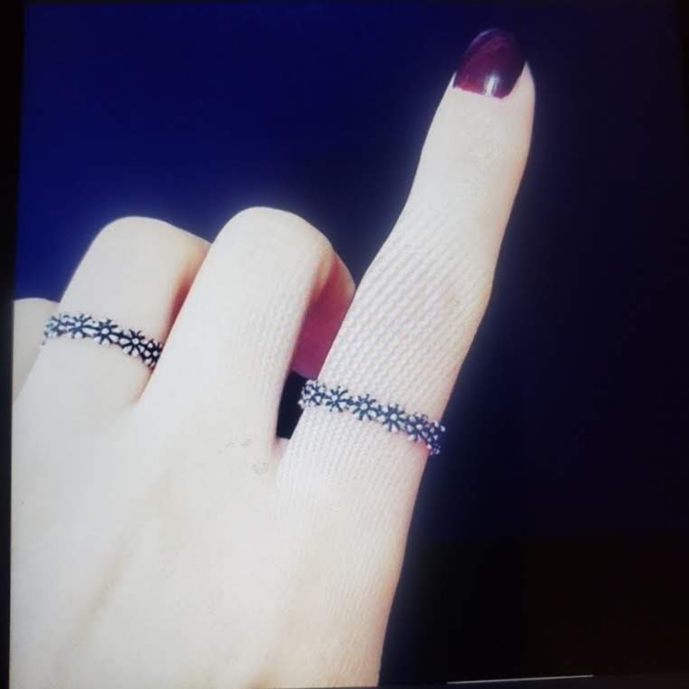 Floral Pattern fine Silver ring